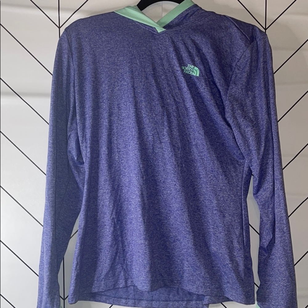 North face dry fit long sleeve